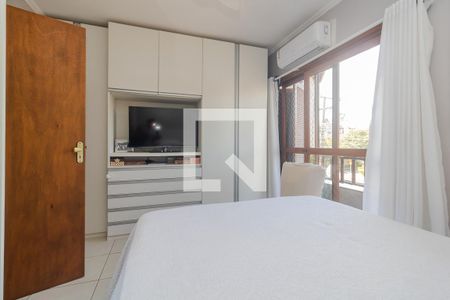 Casa à venda com 2 quartos, 80m² em Guarujá, Porto Alegre