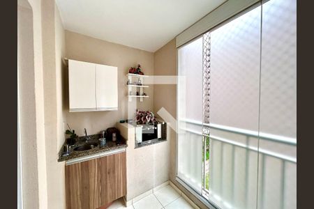 Varanda da Sala de apartamento à venda com 3 quartos, 77m² em Jardim Flor da Montanha, Guarulhos