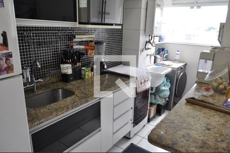 Apartamento à venda com 3 quartos, 58m² em Del Castilho, Rio de Janeiro