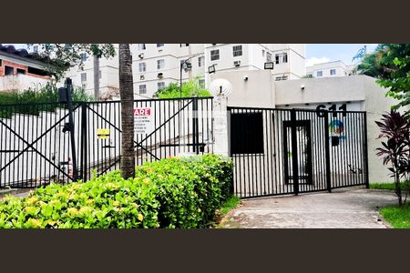 Portaria de apartamento à venda com 2 quartos, 43m² em Tomás Coelho, Rio de Janeiro