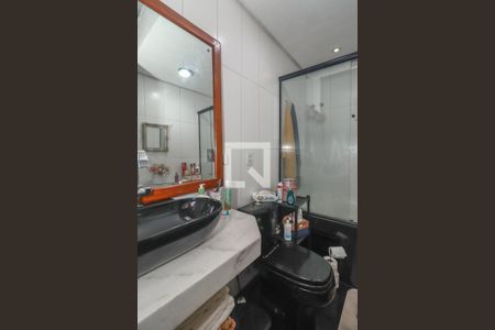 Banheiro da Suíte de casa à venda com 3 quartos, 226m² em Sarandi, Porto Alegre