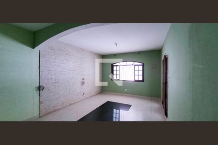 Casa para alugar com 3 quartos, 160m² em Residencial Rancho Grande, Itaquaquecetuba