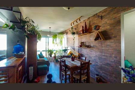 Sala  de apartamento para alugar com 2 quartos, 60m² em Azenha, Porto Alegre