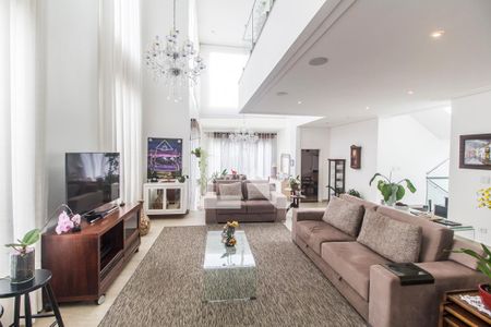 Sala  de casa de condomínio à venda com 3 quartos, 368m² em Colinas da Anhangüera, Santana de Parnaíba