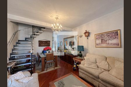 Casa à venda com 3 quartos, 110m² em Bom Retiro, São Paulo