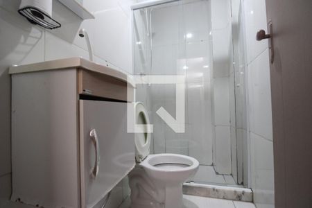 Banheiro de kitnet/studio para alugar com 1 quarto, 28m² em Freguesia (jacarepaguá), Rio de Janeiro