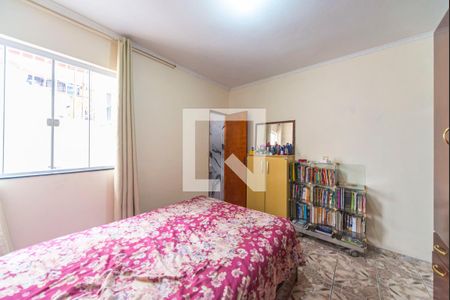 Quarto 2 de casa à venda com 2 quartos, 70m² em Jardim Santo Alberto, Santo André