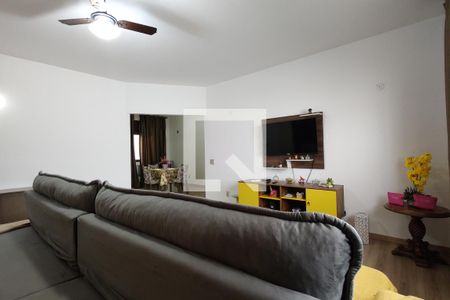 Sala de casa à venda com 3 quartos, 742m² em Taquara, Rio de Janeiro