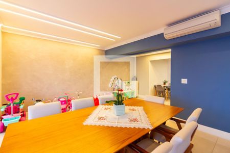 Sala  de apartamento para alugar com 4 quartos, 194m² em Adalgisa, Osasco