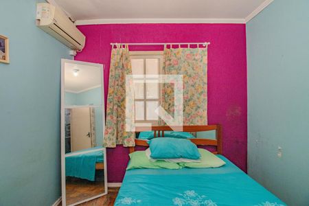 Quarto 2 de casa à venda com 4 quartos, 350m² em Rubem Berta, Porto Alegre