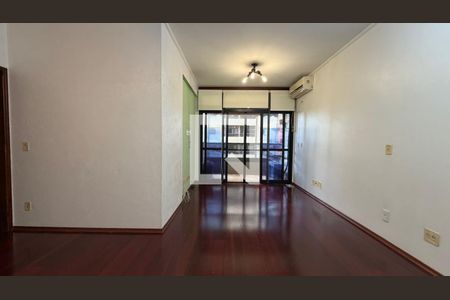 Sala de apartamento para alugar com 3 quartos, 94m² em Taquaral, Campinas