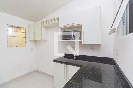 Cozinha  de casa de condomínio à venda com 2 quartos, 98m² em Morro Santana, Porto Alegre