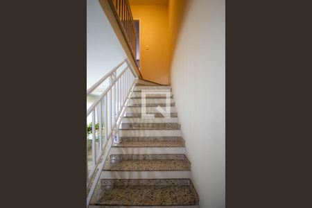 Escada de casa à venda com 4 quartos, 130m² em Vila Sonia, São Paulo