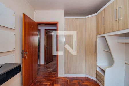 Quarto 2 de apartamento para alugar com 3 quartos, 74m² em Rio Branco, Porto Alegre