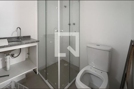 Banheiro de apartamento para alugar com 1 quarto, 33m² em Ipiranga, São Paulo