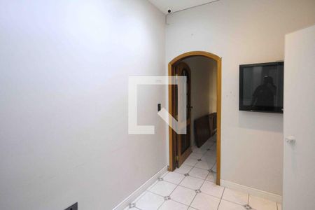 Escritório de casa para alugar com 3 quartos, 285m² em São Lucas, São Paulo