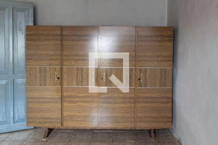 Quarto 1 - Armários de casa para alugar com 2 quartos, 85m² em Brás de Pina, Rio de Janeiro