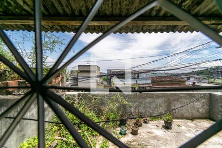 Vista do Quarto 1 de casa para alugar com 2 quartos, 85m² em Brás de Pina, Rio de Janeiro