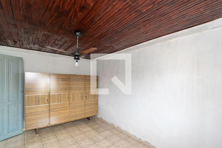 Quarto 1 de casa para alugar com 2 quartos, 85m² em Brás de Pina, Rio de Janeiro