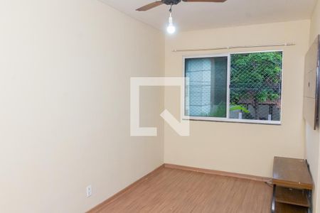 Sala de apartamento para alugar com 2 quartos, 48m² em Cosmos, Rio de Janeiro