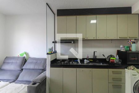 Sala/Cozinha de apartamento para alugar com 2 quartos, 35m² em Vila Ema, São Paulo
