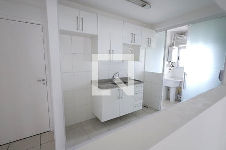 Cozinha de apartamento para alugar com 3 quartos, 70m² em Vila Valparaíso, Santo André