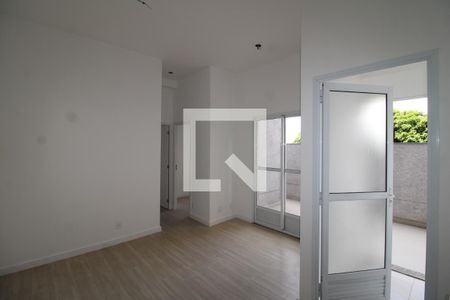 Sala / Cozinha de apartamento para alugar com 2 quartos, 53m² em Imirim, São Paulo