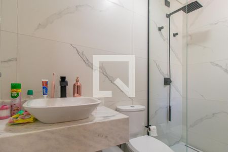 Banheiro da Suíte 1 de casa para alugar com 2 quartos, 150m² em Xaxim, Curitiba