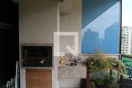 Sala - Varanda de apartamento para alugar com 2 quartos, 78m² em Barra Olímpica, Rio de Janeiro