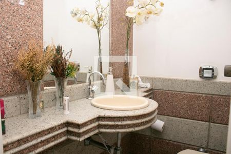 Lavabo de apartamento à venda com 3 quartos, 147m² em Serra, Belo Horizonte