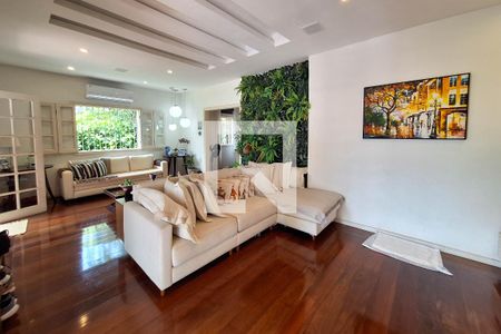Sala 1 de casa à venda com 4 quartos, 420m² em São Francisco, Niterói