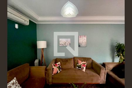 Sala de casa à venda com 3 quartos, 136m² em Jardim Imperador, Guarulhos