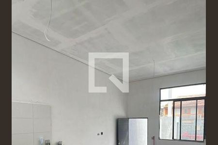 Casa à venda com 3 quartos, 75m² em Parque das Nações, Santo André