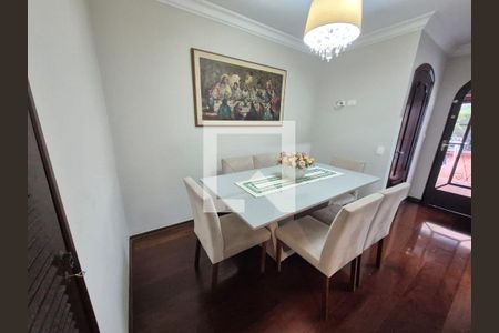 Casa à venda com 4 quartos, 199m² em Campo Belo, São Paulo