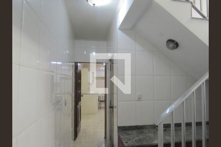 Casa à venda com 4 quartos, 320m² em Km 18, Osasco