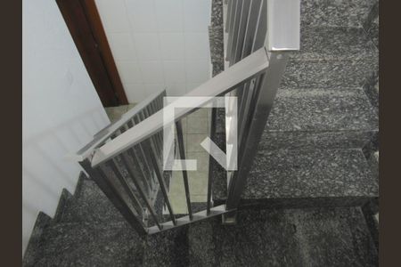 Casa à venda com 4 quartos, 320m² em Km 18, Osasco