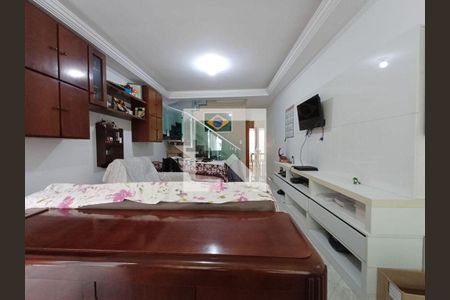 Casa à venda com 2 quartos, 160m² em Vila Carrão, São Paulo