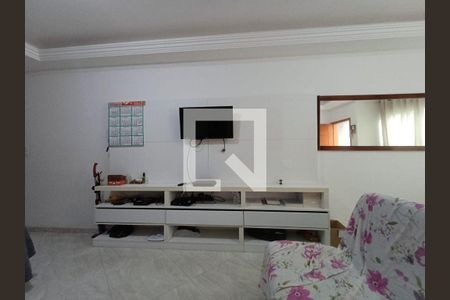 Casa à venda com 2 quartos, 160m² em Vila Carrão, São Paulo