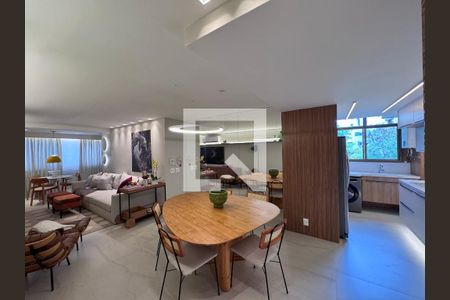 Sala de apartamento para alugar com 2 quartos, 90m² em Recreio dos Bandeirantes, Rio de Janeiro
