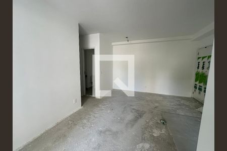 Sala de apartamento à venda com 3 quartos, 73m² em Vila Pindorama, Barueri