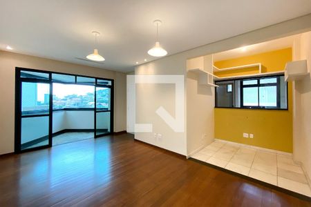 sala de apartamento para alugar com 2 quartos, 105m² em Comiteco, Belo Horizonte
