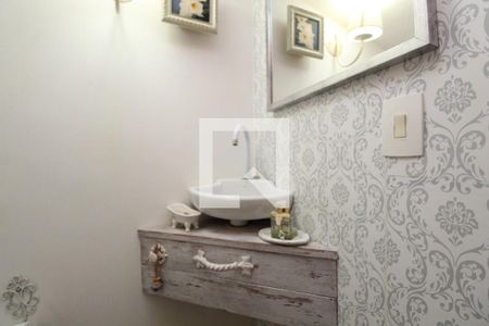 Lavabo de casa à venda com 3 quartos, 160m² em Guarujá, Porto Alegre