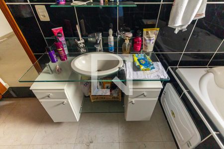 Banheiro da Suíte 1 de casa à venda com 3 quartos, 300m² em Vila Aricanduva, São Paulo