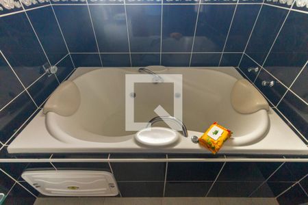 Banheiro da Suíte 1 de casa à venda com 3 quartos, 300m² em Vila Aricanduva, São Paulo