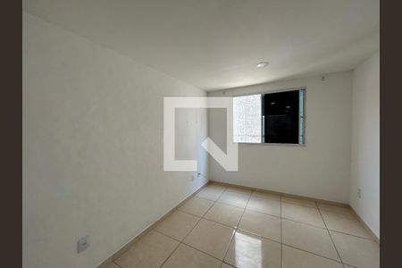 Sala de apartamento para alugar com 2 quartos, 40m² em Cavalcanti, Rio de Janeiro