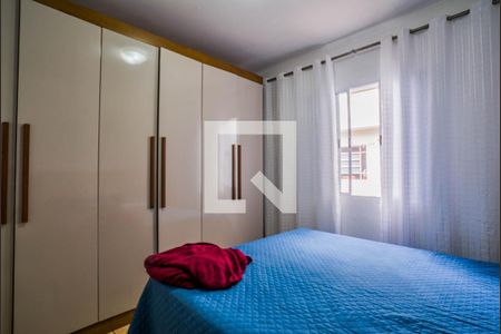Quarto 2 de casa à venda com 2 quartos, 150m² em Vila Camilópolis, Santo André