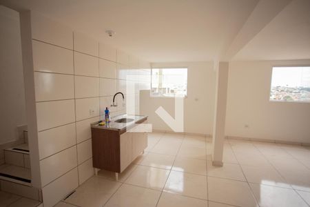 SALA E COZINHA de apartamento para alugar com 3 quartos, 100m² em Sítio do Mandaqui, São Paulo