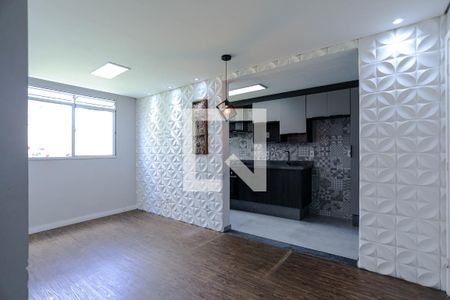 Sala de apartamento para alugar com 2 quartos, 54m² em Vila Mogilar, Mogi das Cruzes