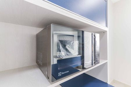 Sala / Cozinha de apartamento para alugar com 1 quarto, 28m² em Butantã, São Paulo