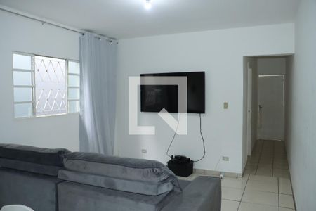 Casa para alugar com 2 quartos, 146m² em Jardim Santo Eduardo, Embu das Artes